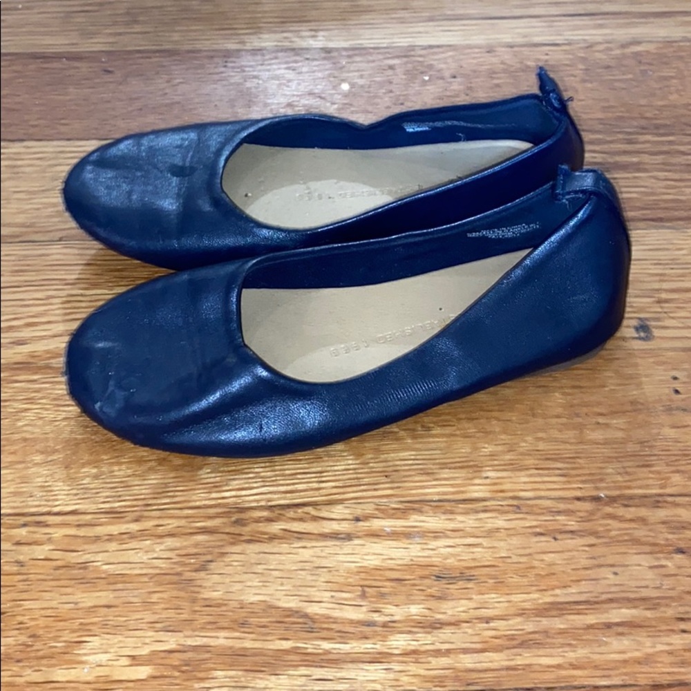Gap flats - Picture 2 of 5
